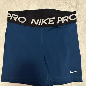 Nike Pro Teal Athletic Shorts 5”